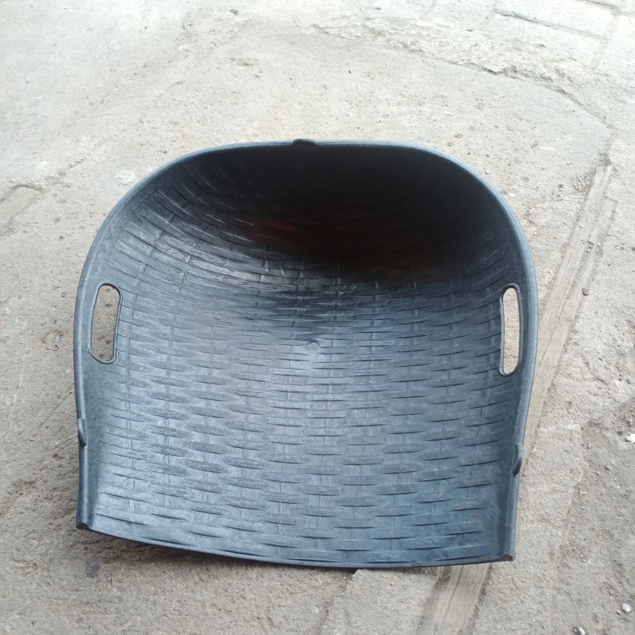 PENGKI KARET HITAM (A)